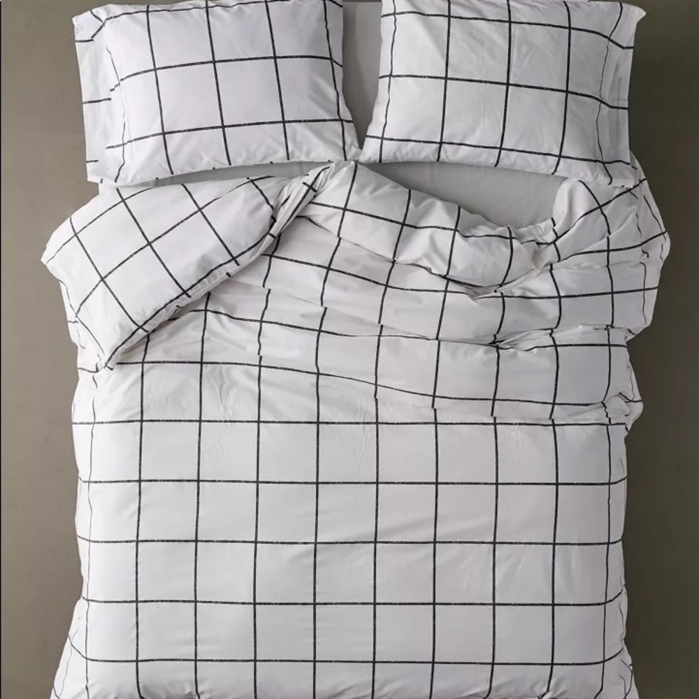 Urban Outfitters Distressed Checkered Black and White Duvet Cover Twin/XL Twin